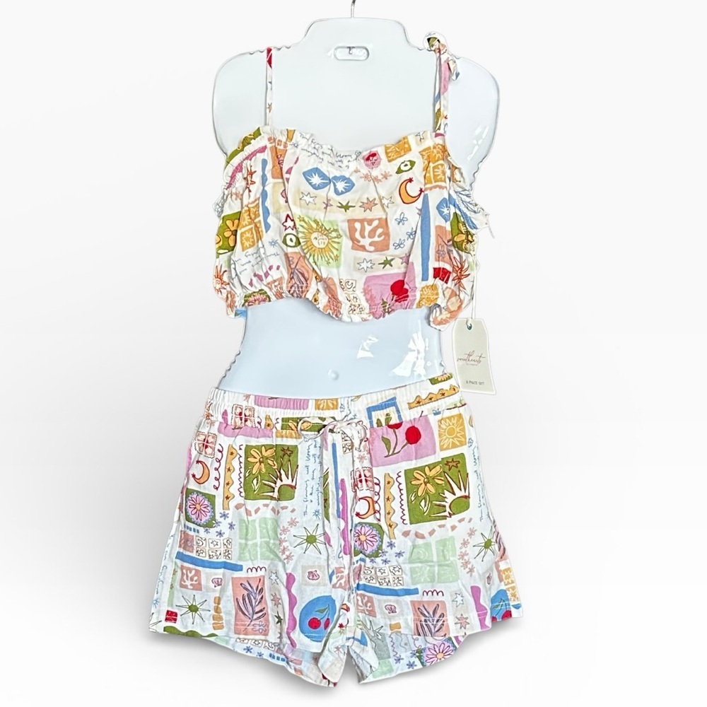 Vibrant Graphic Women's 2 piece shorts set size Xlarge